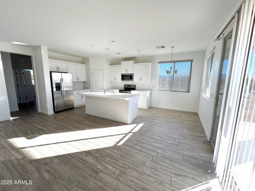 16214 E Dixileta Dr, Scottsdale, AZ, 85262-8172 | Card Image
