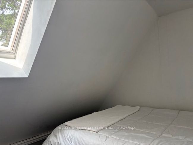 286399 10 Sideroad, House other with 4 bedrooms, 2 bathrooms and 4 parking in Mono ON | Image 32