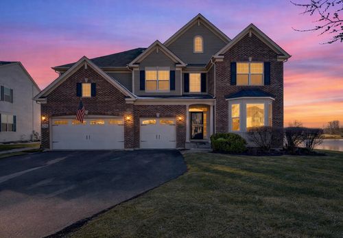 12530 Garlieb Dr, Huntley, IL, 60142-6071 | Card Image