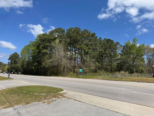 4306 Gum Branch Road, Jacksonville, NC, 28540 | Card Image