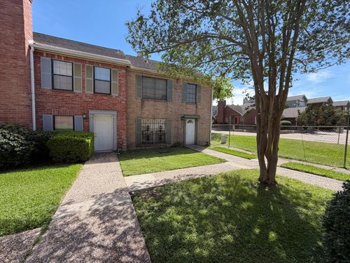 3974-3974 Belle Park Dr, Houston, TX, 77072-1302 | Card Image