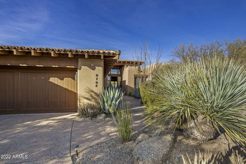 9792 E Forgotten Hills Dr, Scottsdale, AZ, 85262-5195 | Card Image