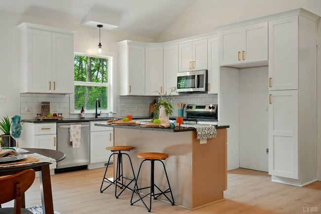 3580 Double Bridges Rd, House other with 3 bedrooms, 2 bathrooms and null parking in Spout Spring VA | Image 12