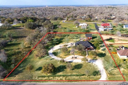 1007 Bluebonnet Ln, Adkins, TX, 78101-2708 | Card Image