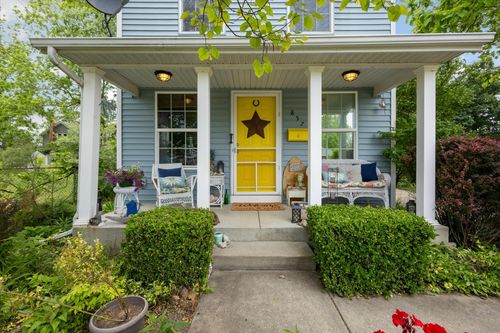 857 Kalamazoo St, South Haven, MI, 49090-1757 | Card Image