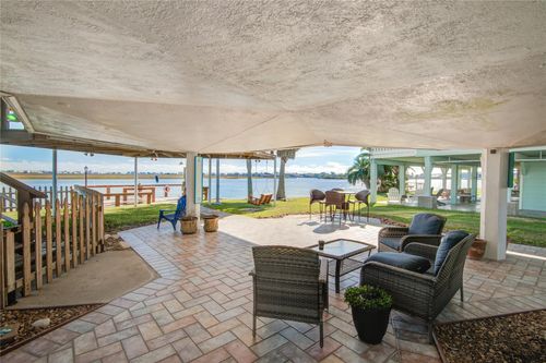 83 Dolphin Ln, Freeport, TX, 77541-8337 | Card Image