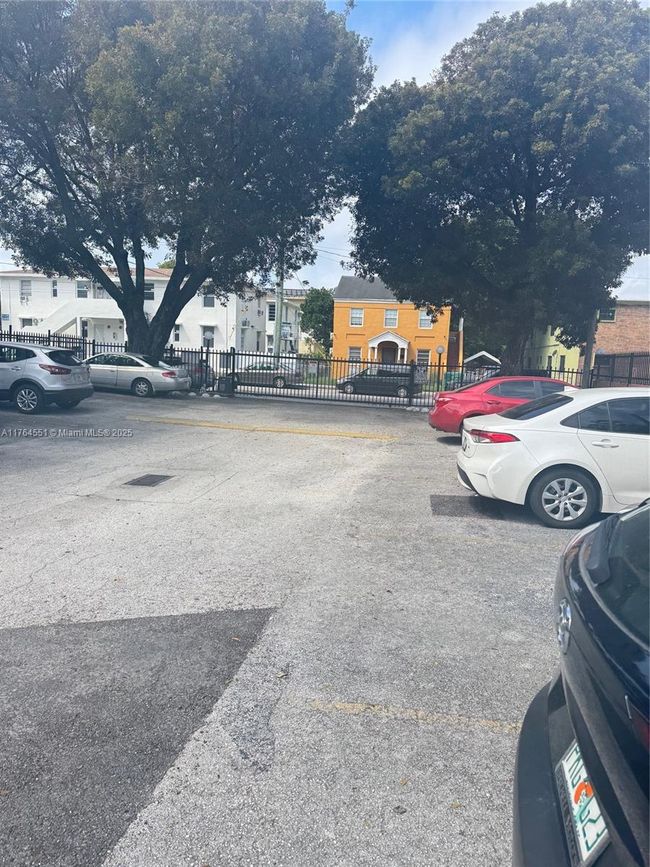 APT-407 - 677 Sw 9 Th Ave, Condo with 1 bedrooms, 1 bathrooms and null parking in Miami FL | Image 18