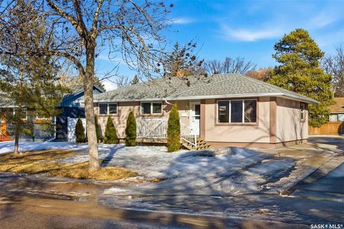 33 Scott Street, Regina, SK, S4S4A1 | Card Image