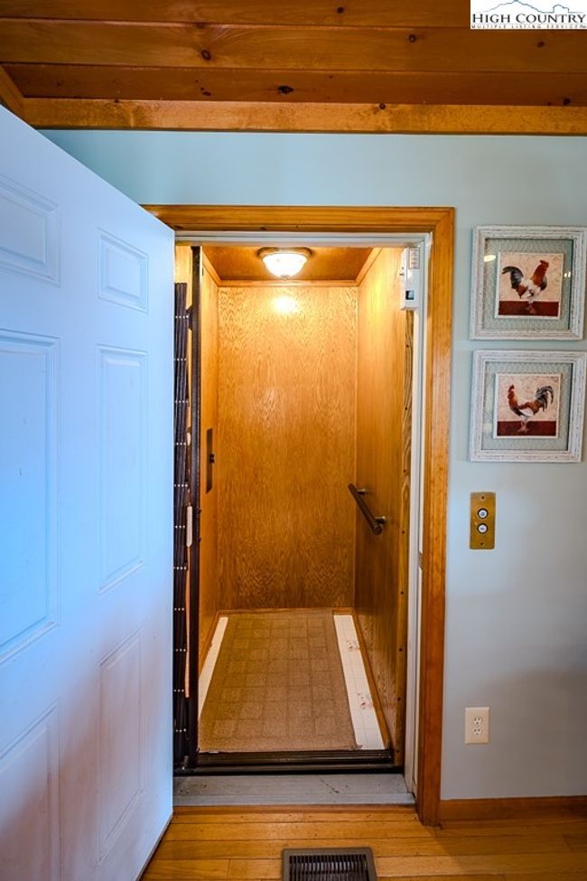 112 N Pinnacle Ridge Rd, House other with 4 bedrooms, 4 bathrooms and null parking in Beech Mountain NC | Image 14