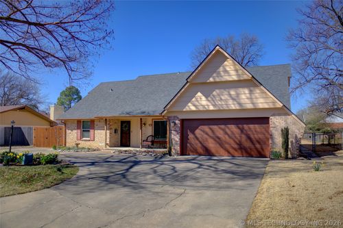 4672 Norwood Ave, Tulsa, OK, 74135-6827 | Card Image