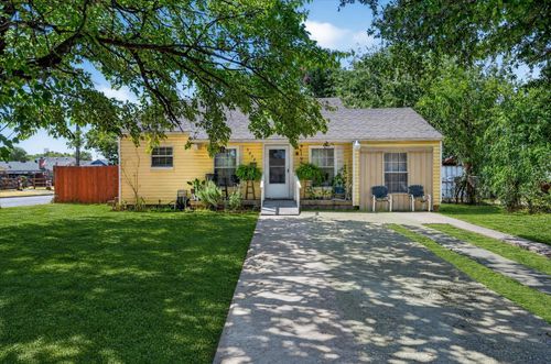 3628 Hampshire Blvd, Fort Worth, TX, 76103-3018 | Card Image