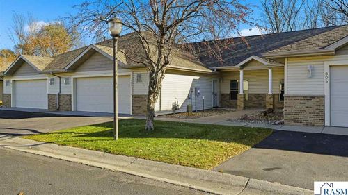 809 Dublin Ct, Mankato, MN, 56001-5376 | Card Image