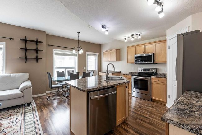362 Washington Way Se, Townhouse with 4 bedrooms, 4 bathrooms and 2 parking in Medicine Hat AB | Image 9