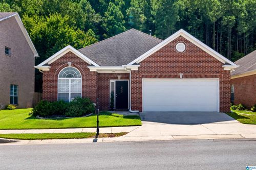 933 Castlemaine Dr, BIRMINGHAM, AL, 35226-5913 | Card Image