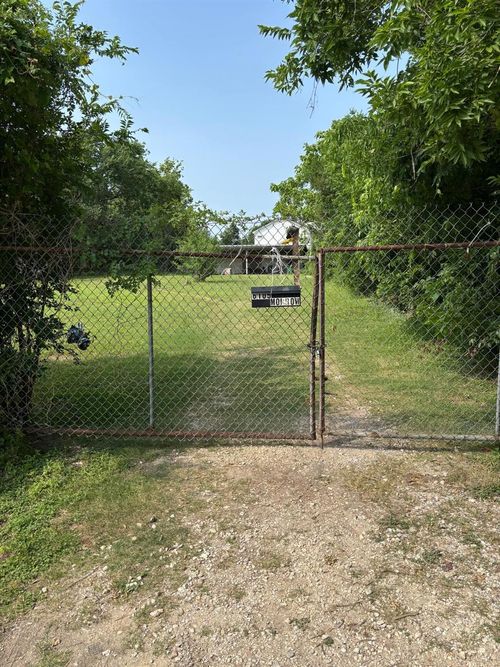 6105 Morrow St, Houston, TX, 77091-3339 | Card Image