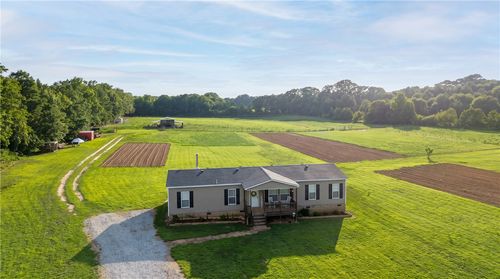7900 81 S Highway, Starr, SC, 29684 | Card Image