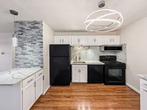 apt-b3-6 Venice St, Danvers, MA, 01923-2036 | Card Image