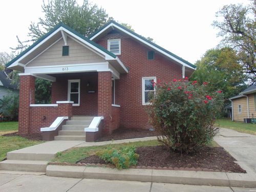 613 S Prince St, Princeton, IN, 47670-2429 | Card Image