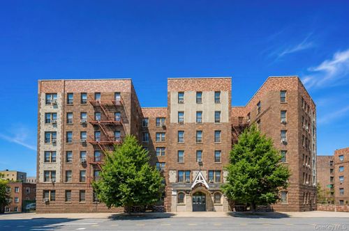 2h-2925 Matthews Ave, Bronx, NY, 10467-8615 | Card Image