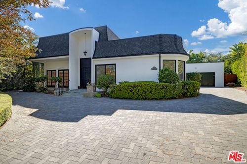 9141 Leander Pl, Beverly Hills, CA, 90210 | Card Image