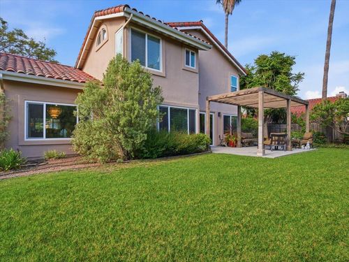3877 Via Las Brisas, SANTA BARBARA, CA, 93110-1562 | Card Image