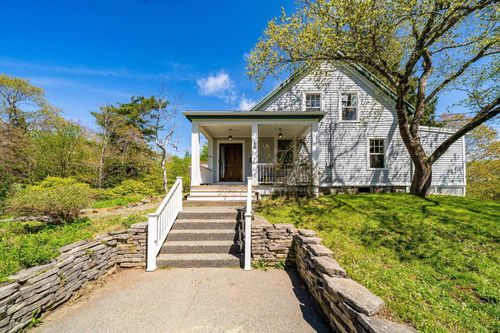 54 Parkhill Rd, Halifax, NS, B3P1R5 | Card Image