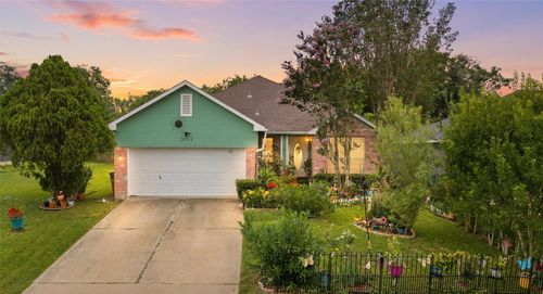 5403 Lark Creek Dr, Austin, TX, 78744-4057 | Card Image