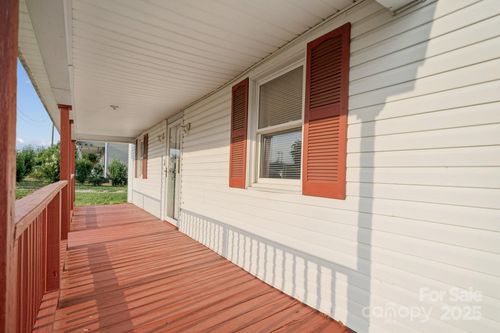 411 S Central Ave, Landis, NC, 28088-1803 | Card Image