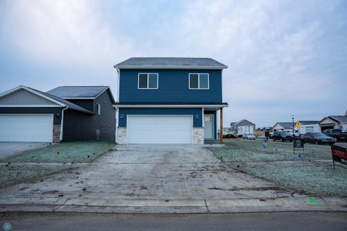 6760 66 Avenue S, Horace, ND, 58047 | Card Image