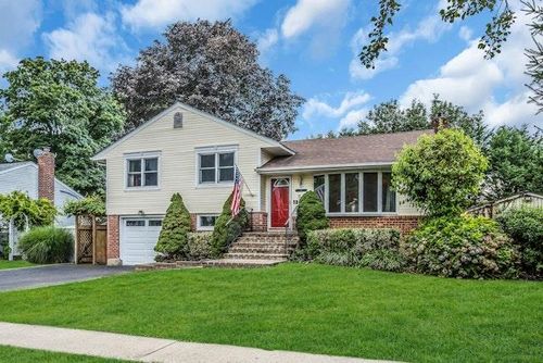 73 Humphrey Dr, Syosset, NY, 11791-4026 | Card Image