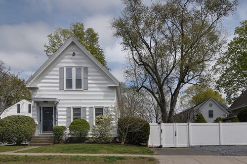 10 Forest Ave, Natick, MA, 01760-4806 | Card Image