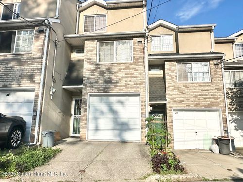 47 Savo Lane, Staten Island, NY, 10305 | Card Image