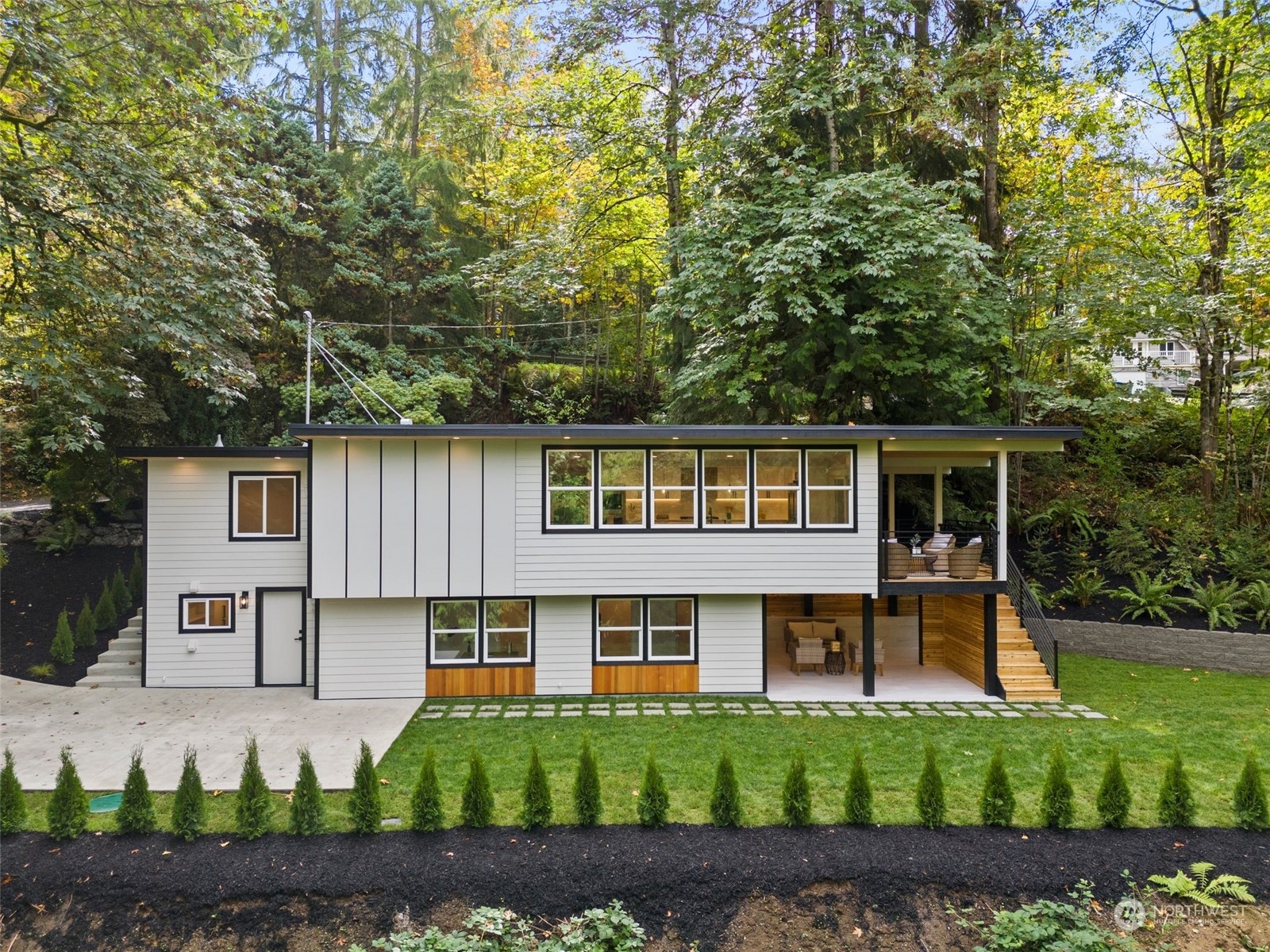 44th Way, Bellevue, WA 98006