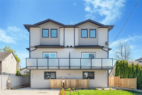 1-921 Dale St, Saanich, BC, V8X2V9 | Card Image