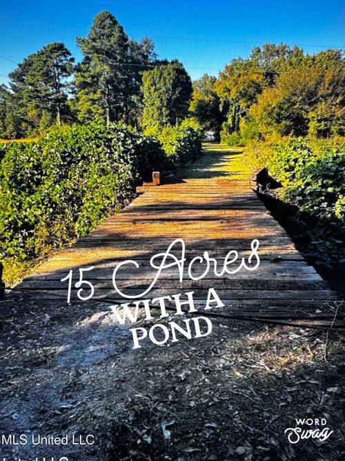 4595 Lucius Taylor Rd, Como, MS, 38619-6353 | Card Image