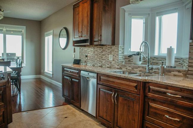 22 Crystal Cres, House other with 3 bedrooms, 3 bathrooms and 5 parking in Widewater AB | Image 9