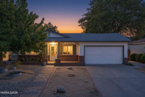 1155 Brentwood Dr, Reno, NV, 89502-2737 | Card Image