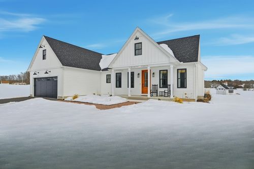 23 Morgan St, Granby, MA, 01033-9543 | Card Image