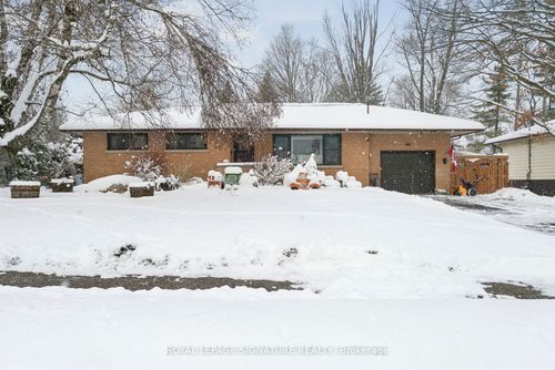86 Fittons Rd E, Orillia, ON, L3V2J5 | Card Image