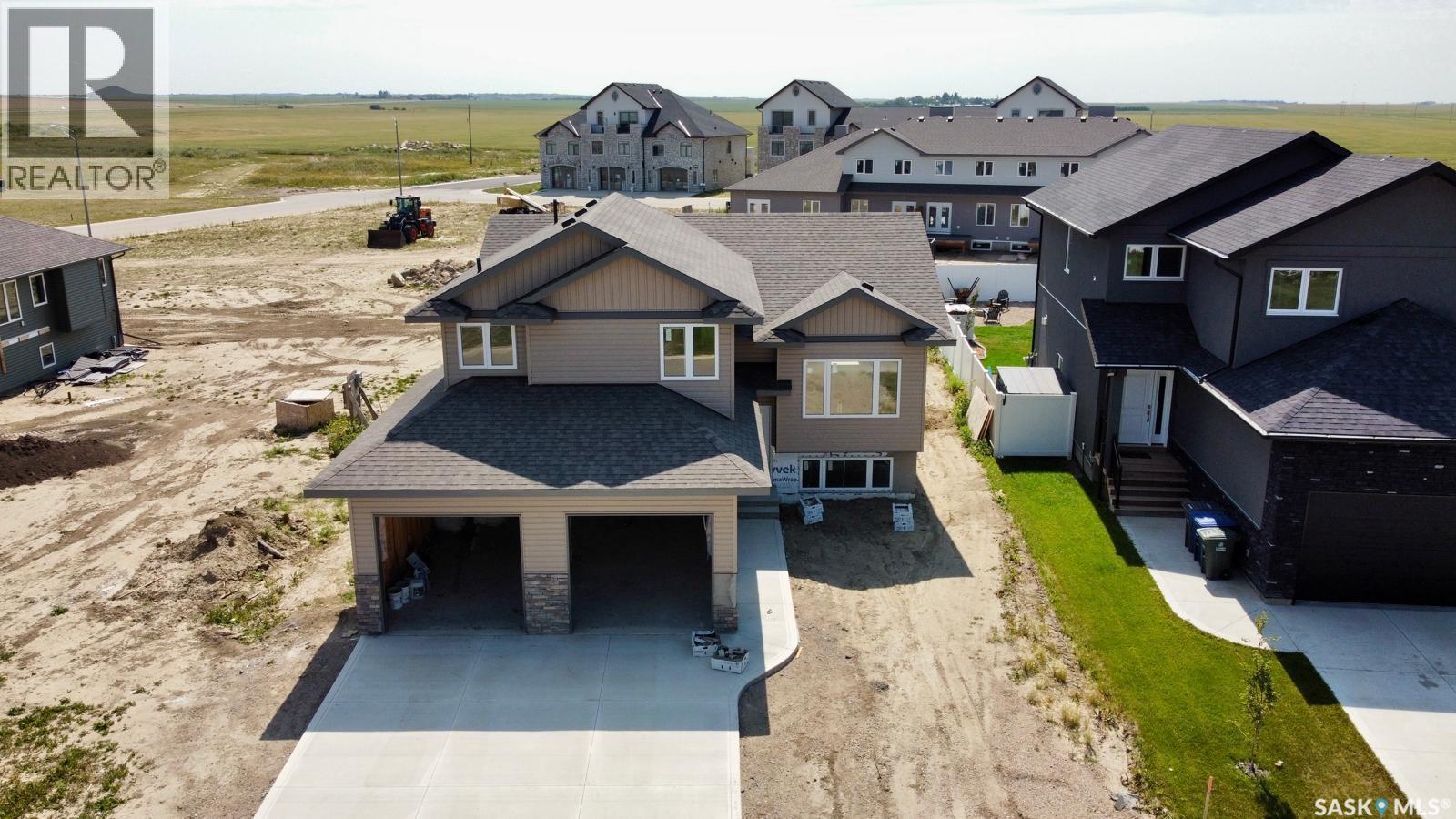 Residential in Dundurn