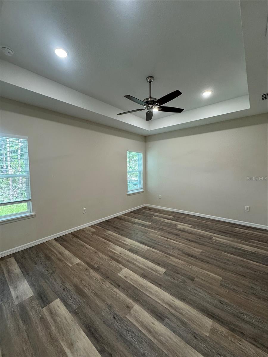 Residential Lease in EUSTIS 4
