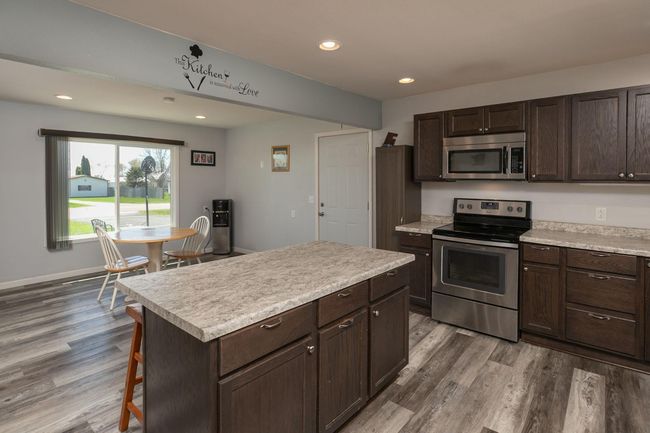 9-web-or-mls-13-Kitchen.jpg | Image 9