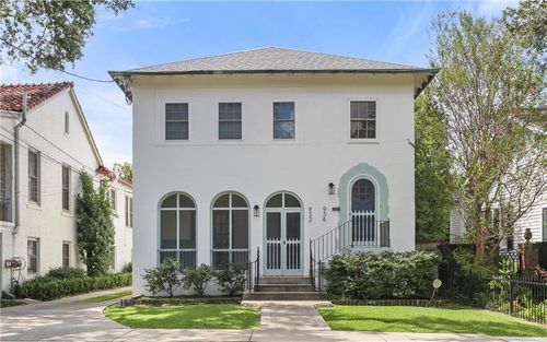 934 Nashville Ave, New Orleans, LA, 70115-3208 | Card Image