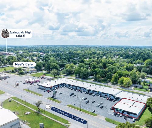 1-2-812 N Thompson St, Springdale, AR, 72764-3100 | Card Image