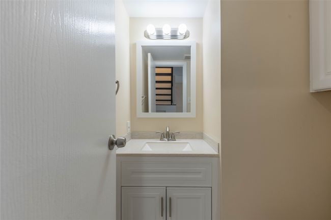 Bathroom with vanity | Image 14