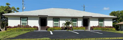 4330 Gulfstream Dr, NAPLES, FL, 34112-7637 | Card Image