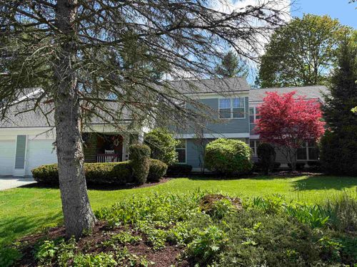 103-103 Jennings Brook Dr, Bennington, VT, 05201-2263 | Card Image