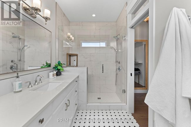 89 Gill Rd, House other with 5 bedrooms, 3 bathrooms and 6 parking in Grand Bend ON | Image 25