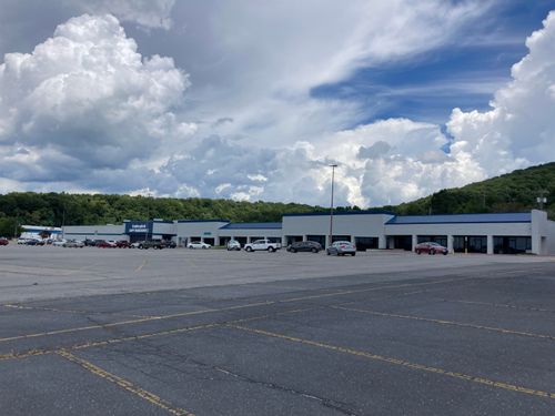56-855 Statler Blvd, STAUNTON, VA, 24401-4886 | Card Image