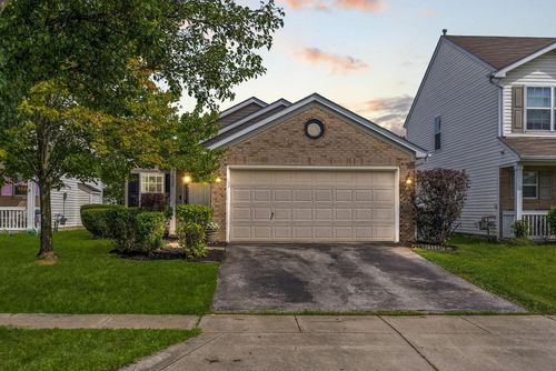 3938 Genteel Dr, Grove City, OH, 43123-1188 | Card Image